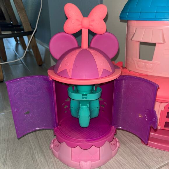 Disney Jr. Minnie Mouse Home Sweet Headquarters & Turnstyler Closet Playset - Picture 5 of 8